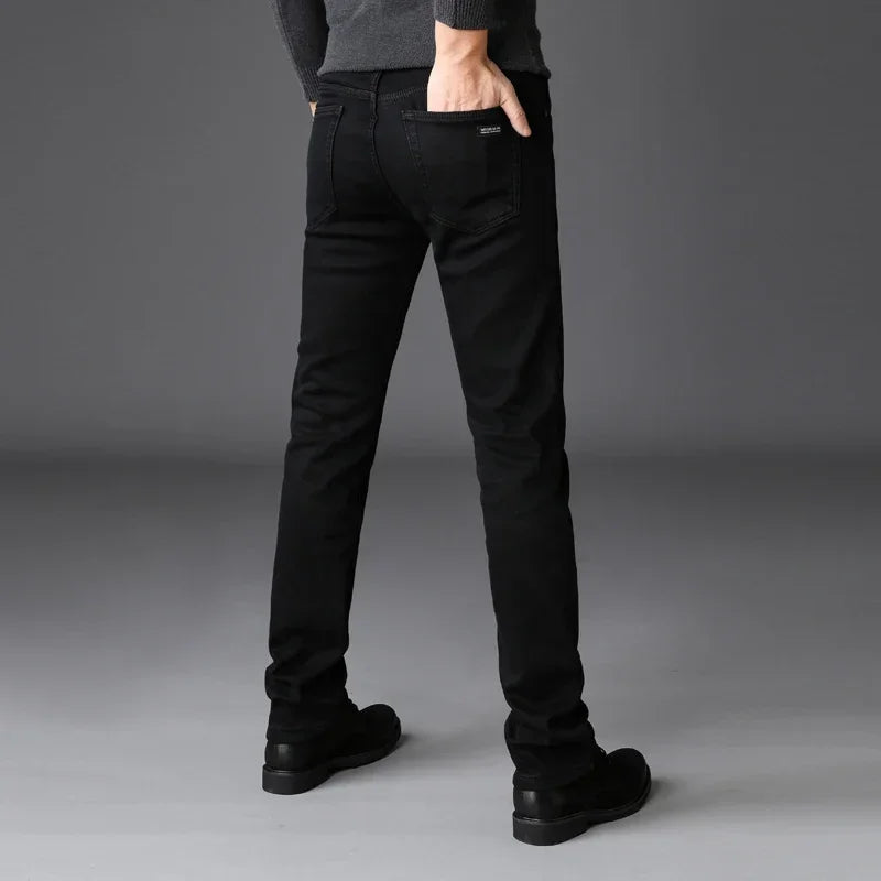 Calça Jeans Masculina Premium – Elegância Biker Slim Fit | VILLTRUM