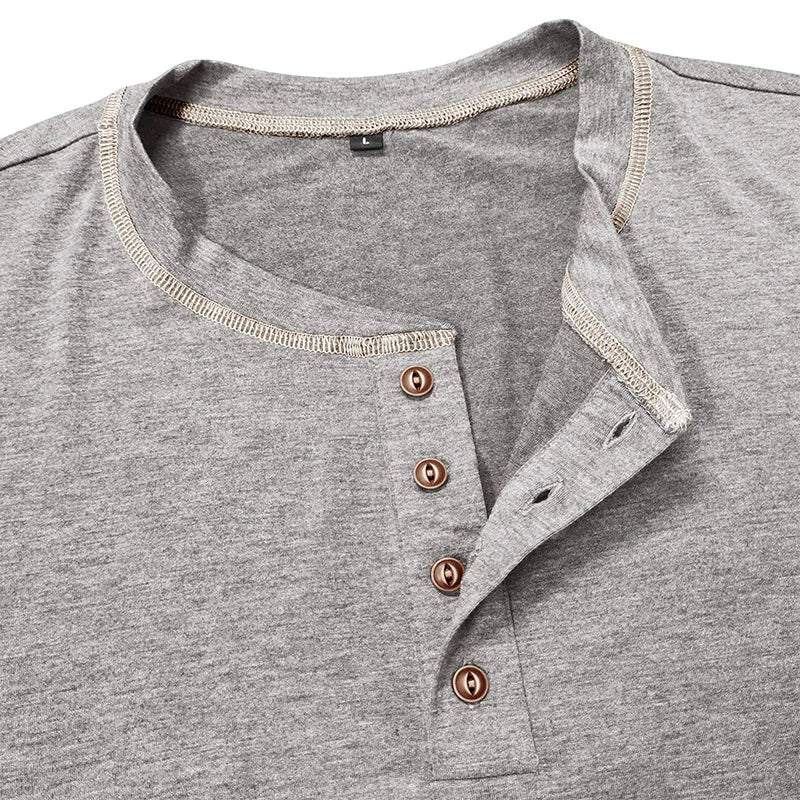 Camiseta Masculina Henley Premium – Manga Curta Elegância Casual | VILLTRUM