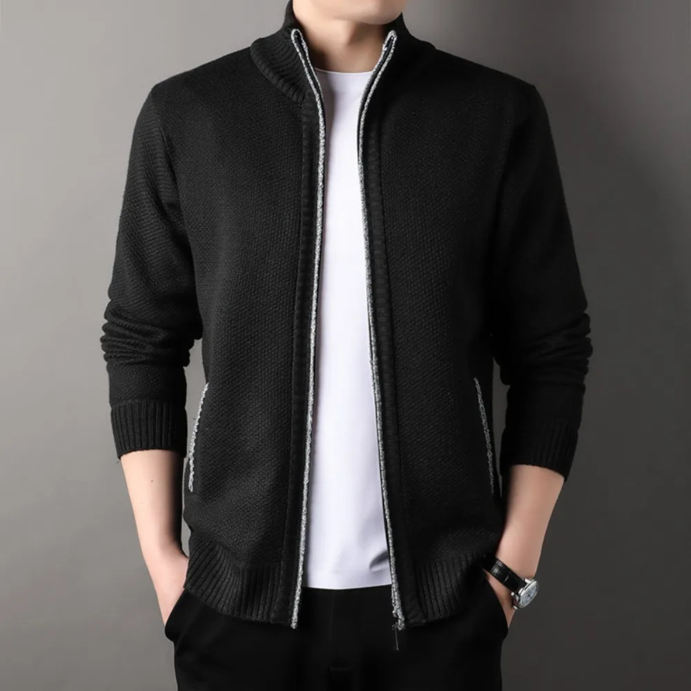 Suéter Masculino Cardigan Gola Alta VILLTRUM – Elegância Slim Fit Outono/Inverno