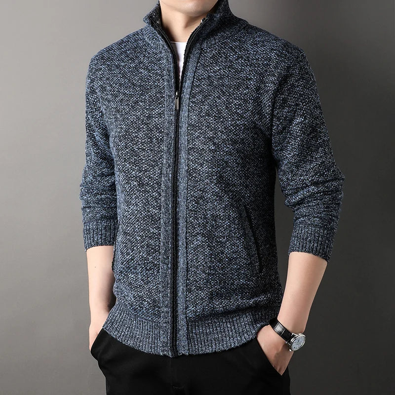 Suéter Masculino Cardigan Gola Alta VILLTRUM – Elegância Slim Fit Outono/Inverno